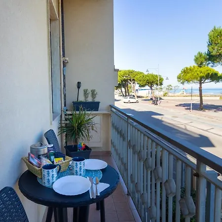 Casa Del Bello - Appartamento Di Fronte Al Mare A Silvi Silvi Marina Exterior foto
